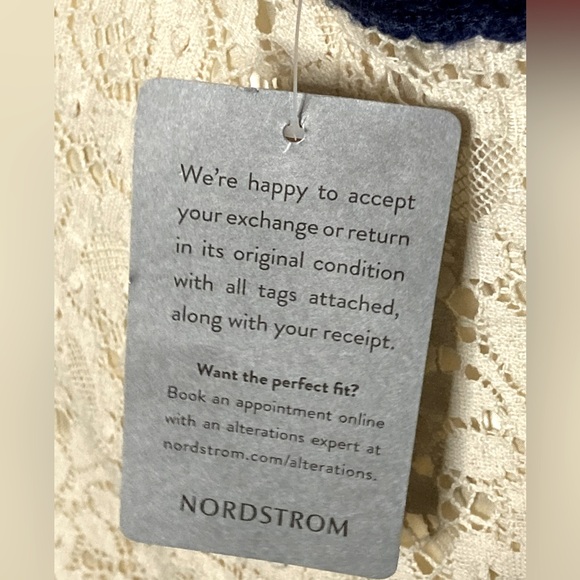 NWT GUCCI Ivory Cluny Lace Skirt with Navy/Red Web Waistband Sz EU 40 US 4 - Picture 9 of 13